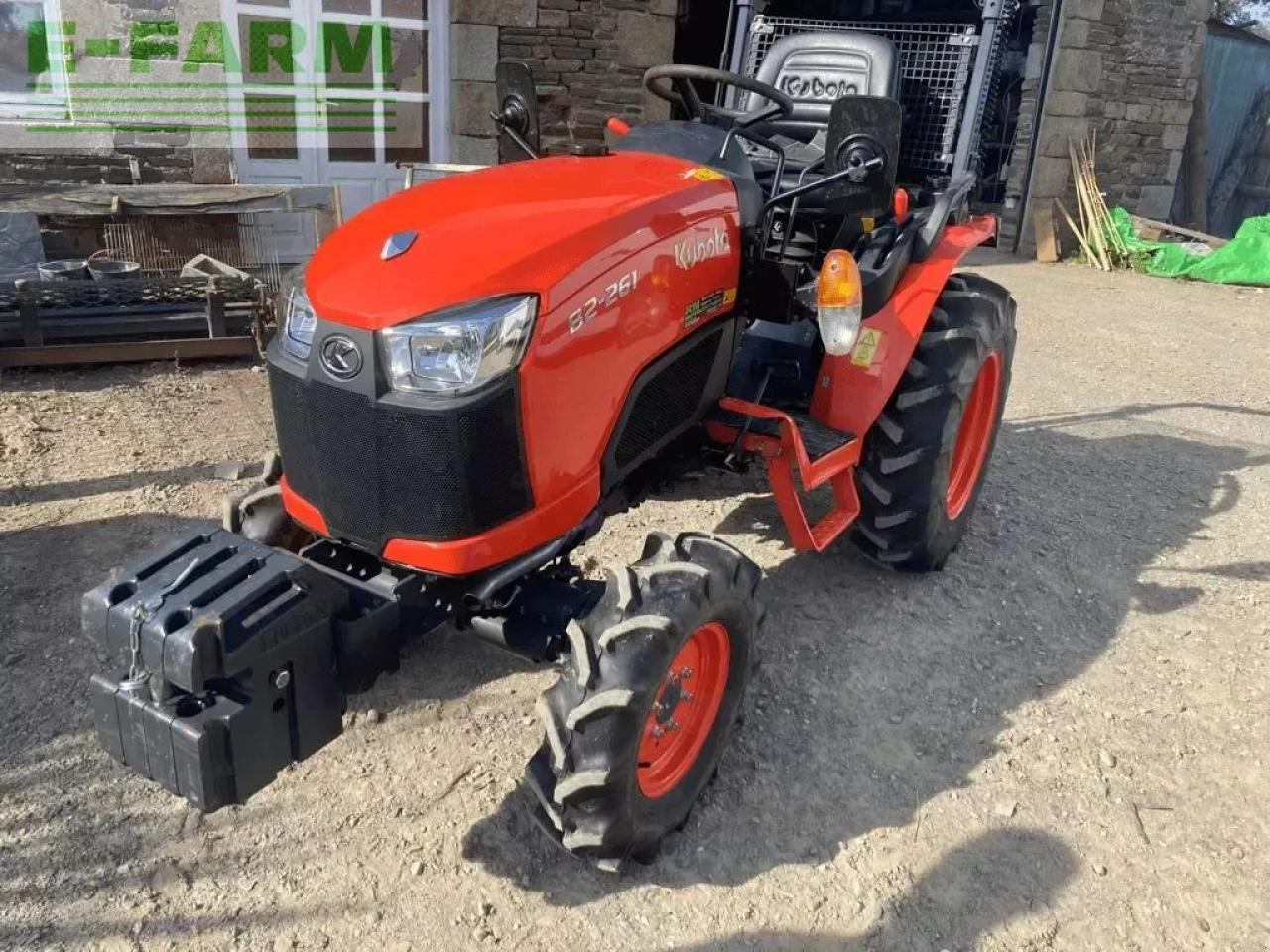 Kubota b2-261 - جرار: صورة 1 Kubota b2-261 - جرار: صورة 1