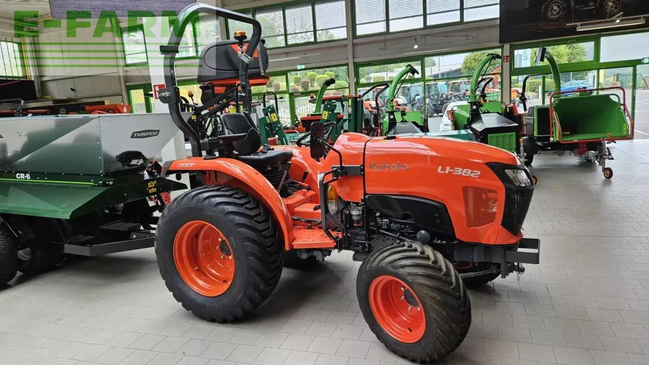 Kubota l1-382 hst - جرار: صورة 3 Kubota l1-382 hst - جرار: صورة 3