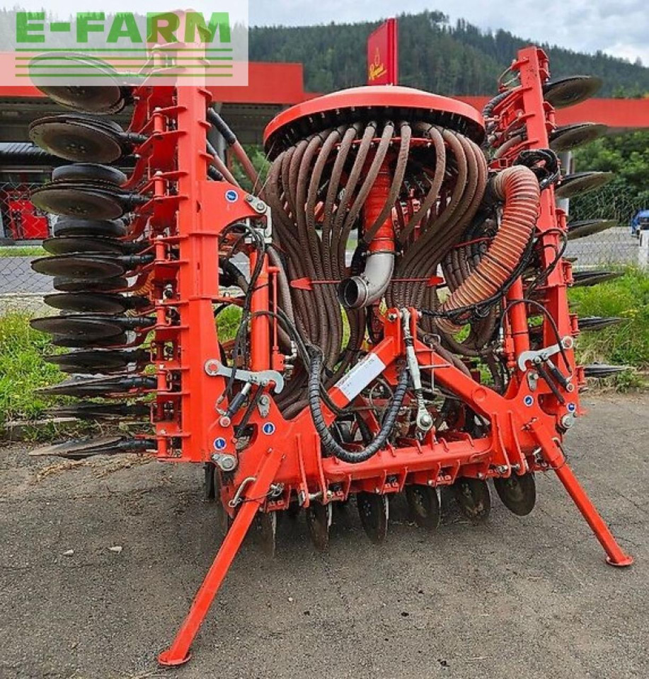 Kuhn hr5004dr+btfr5000-40dd+tf1512 - معدات حرث التربة: صورة 2 Kuhn hr5004dr+btfr5000-40dd+tf1512 - معدات حرث التربة: صورة 2