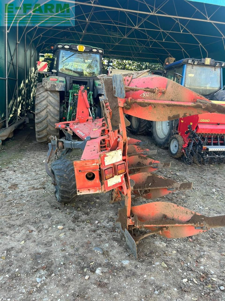 Kuhn kuhn vari-master 182 - محراث: صورة 2 Kuhn kuhn vari-master 182 - محراث: صورة 2