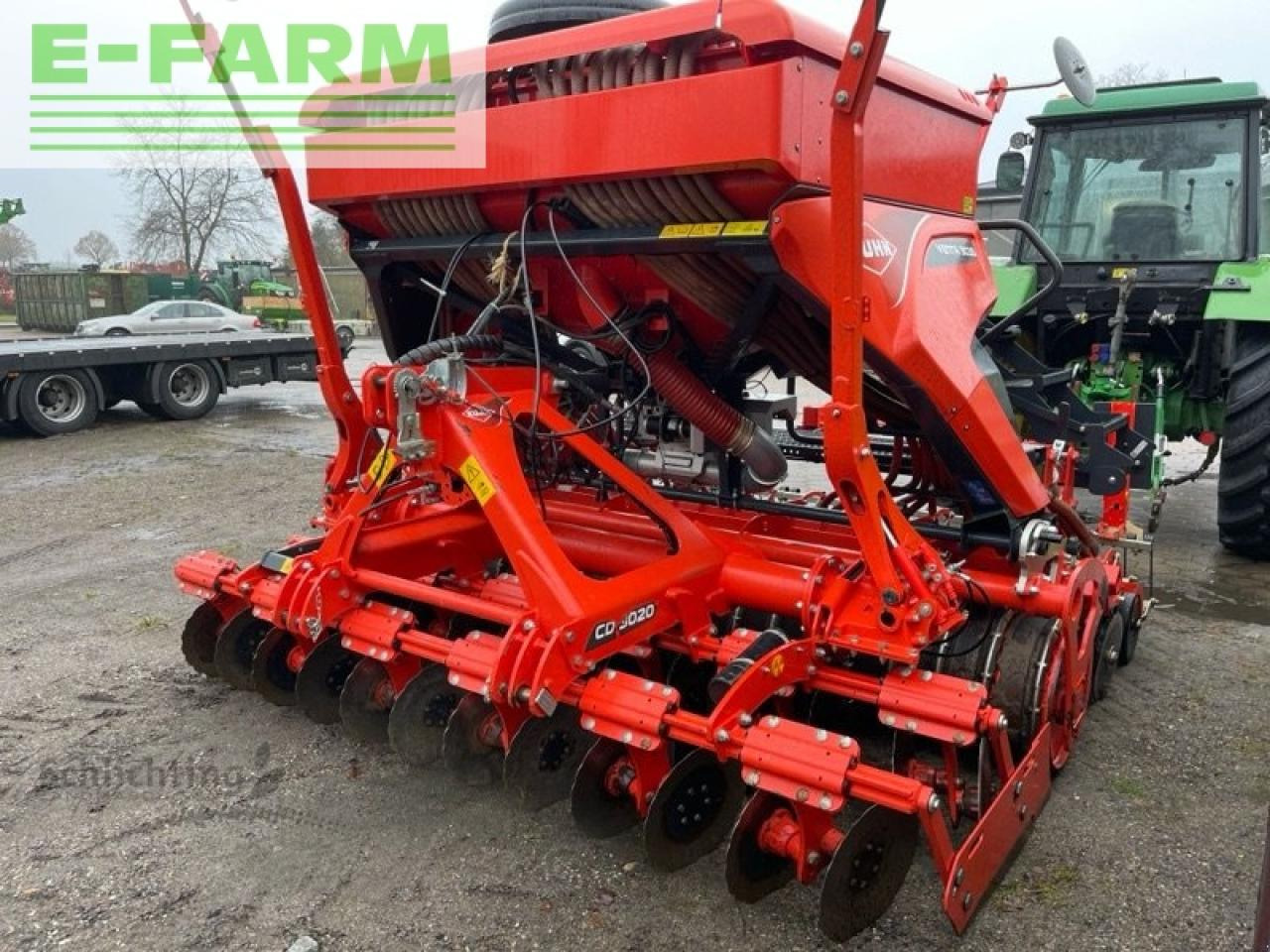 Kuhn venta 3030-20 isobus - آلة البذار متعددة الوظائف: صورة 1 Kuhn venta 3030-20 isobus - آلة البذار متعددة الوظائف: صورة 1