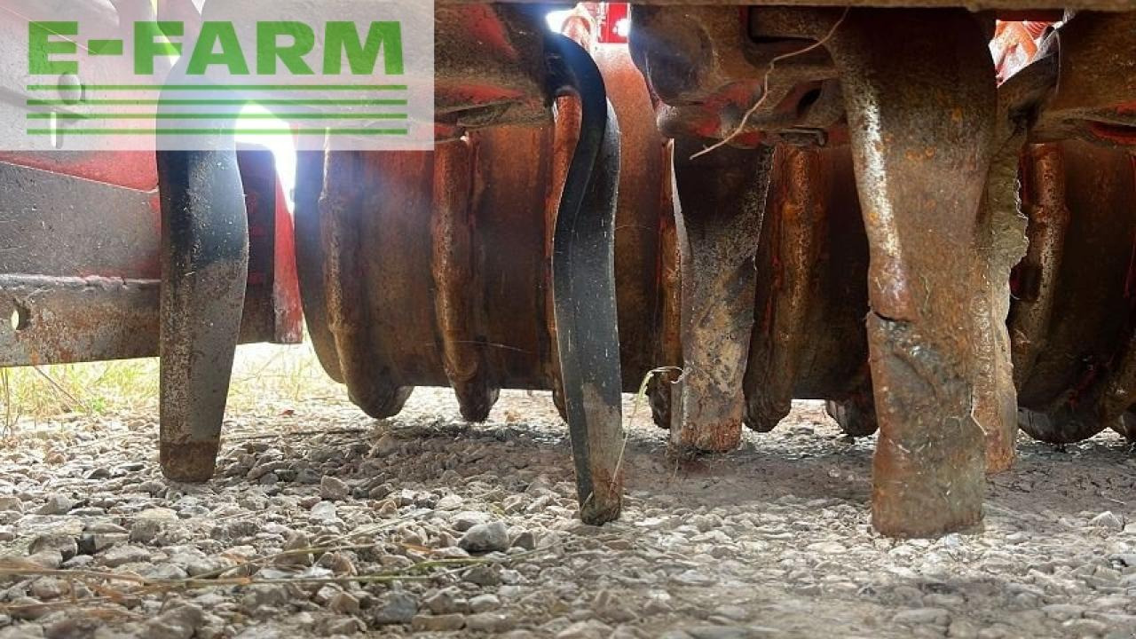 Kuhn venta lc4000 - آلة البذار متعددة الوظائف: صورة 3 Kuhn venta lc4000 - آلة البذار متعددة الوظائف: صورة 3
