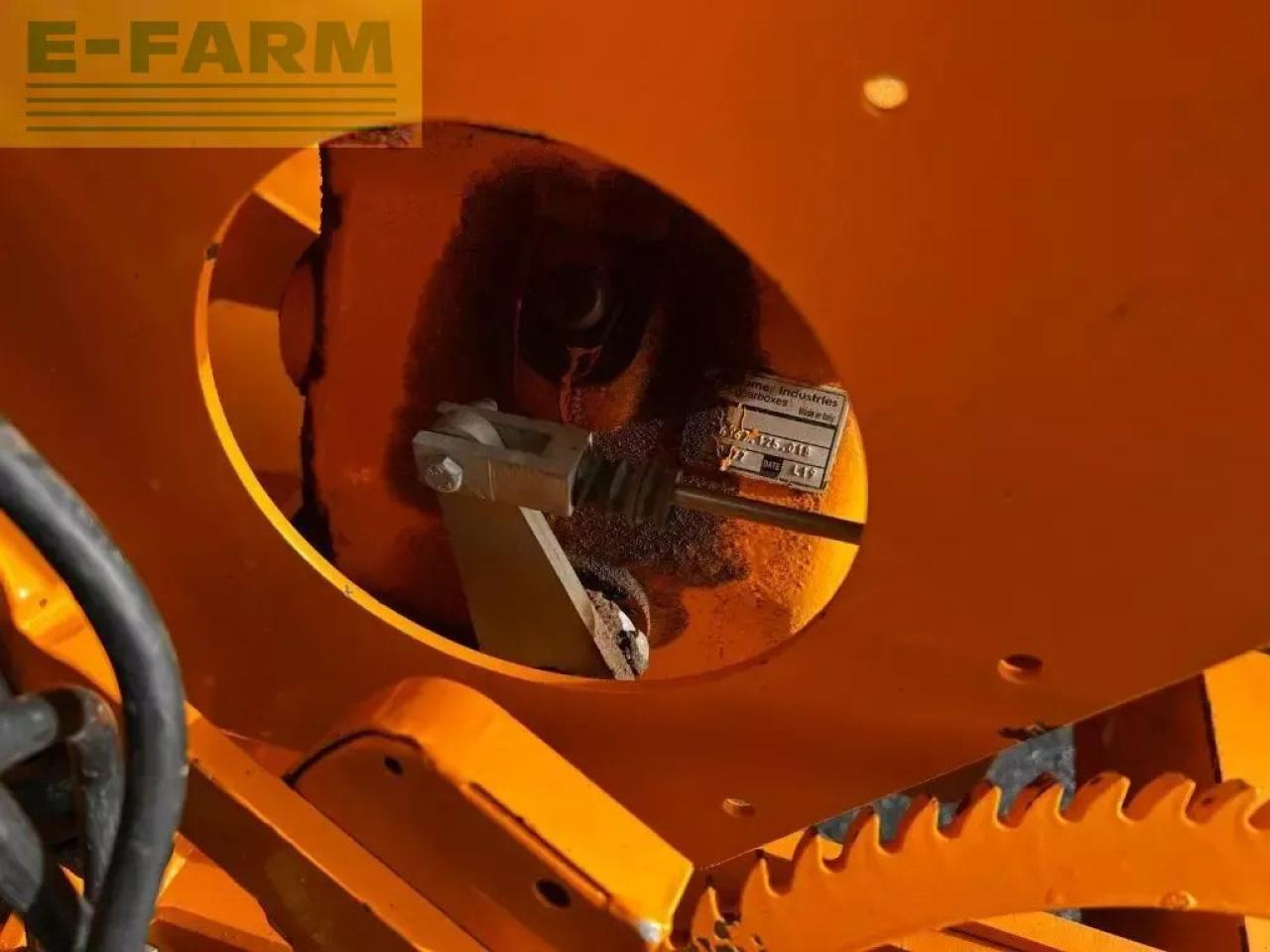 Lucas spirmix 220 - معدات الثروة الحيوانية: صورة 3 Lucas spirmix 220 - معدات الثروة الحيوانية: صورة 3