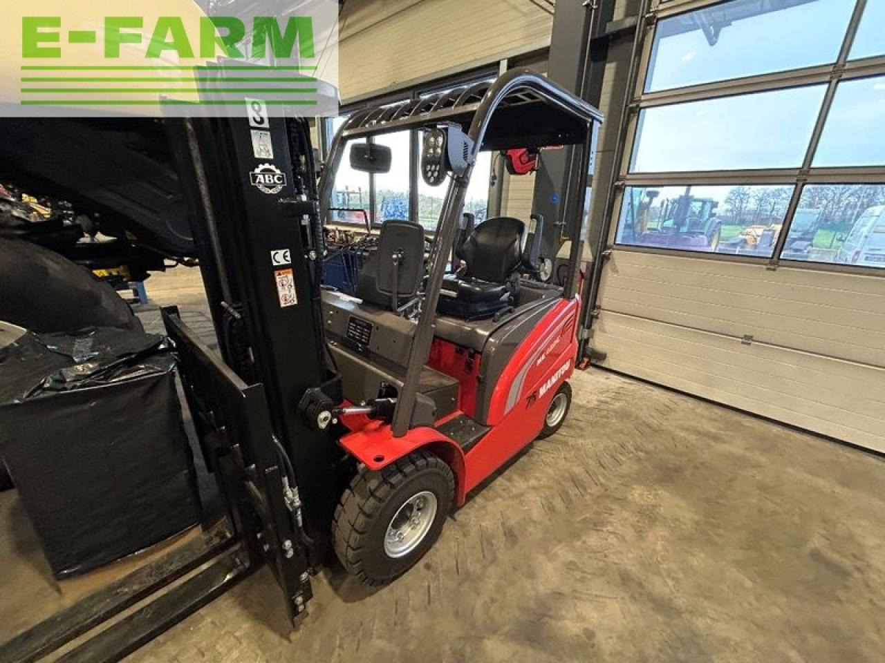 Manitou me 425 - رافعة شوكية: صورة 1 Manitou me 425 - رافعة شوكية: صورة 1