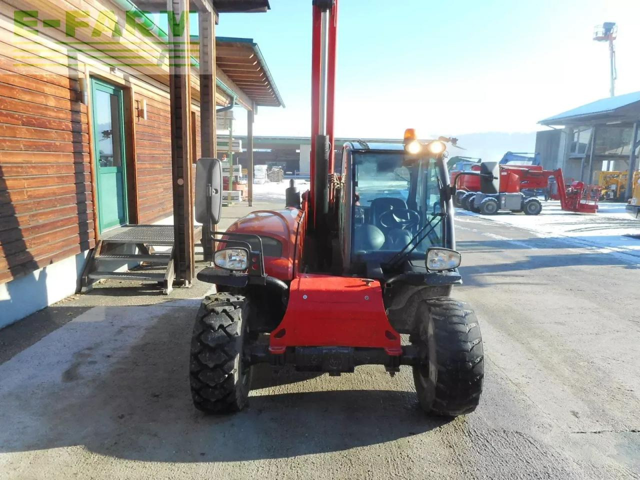 رافعة تلسكوبية Manitou mt 625: صورة 19