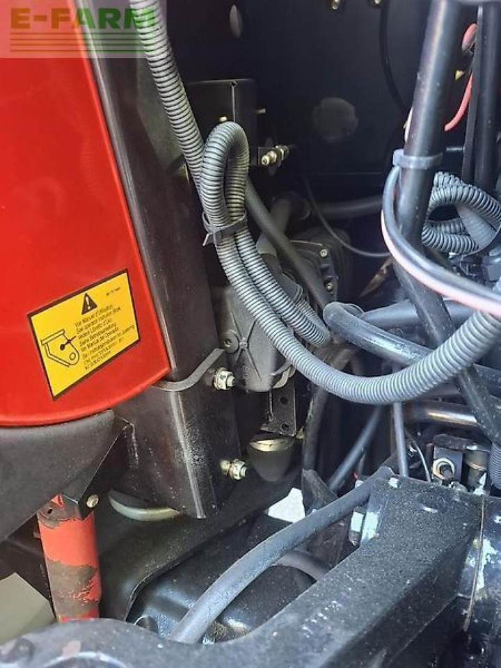 جرار Massey Ferguson 6475: صورة 22