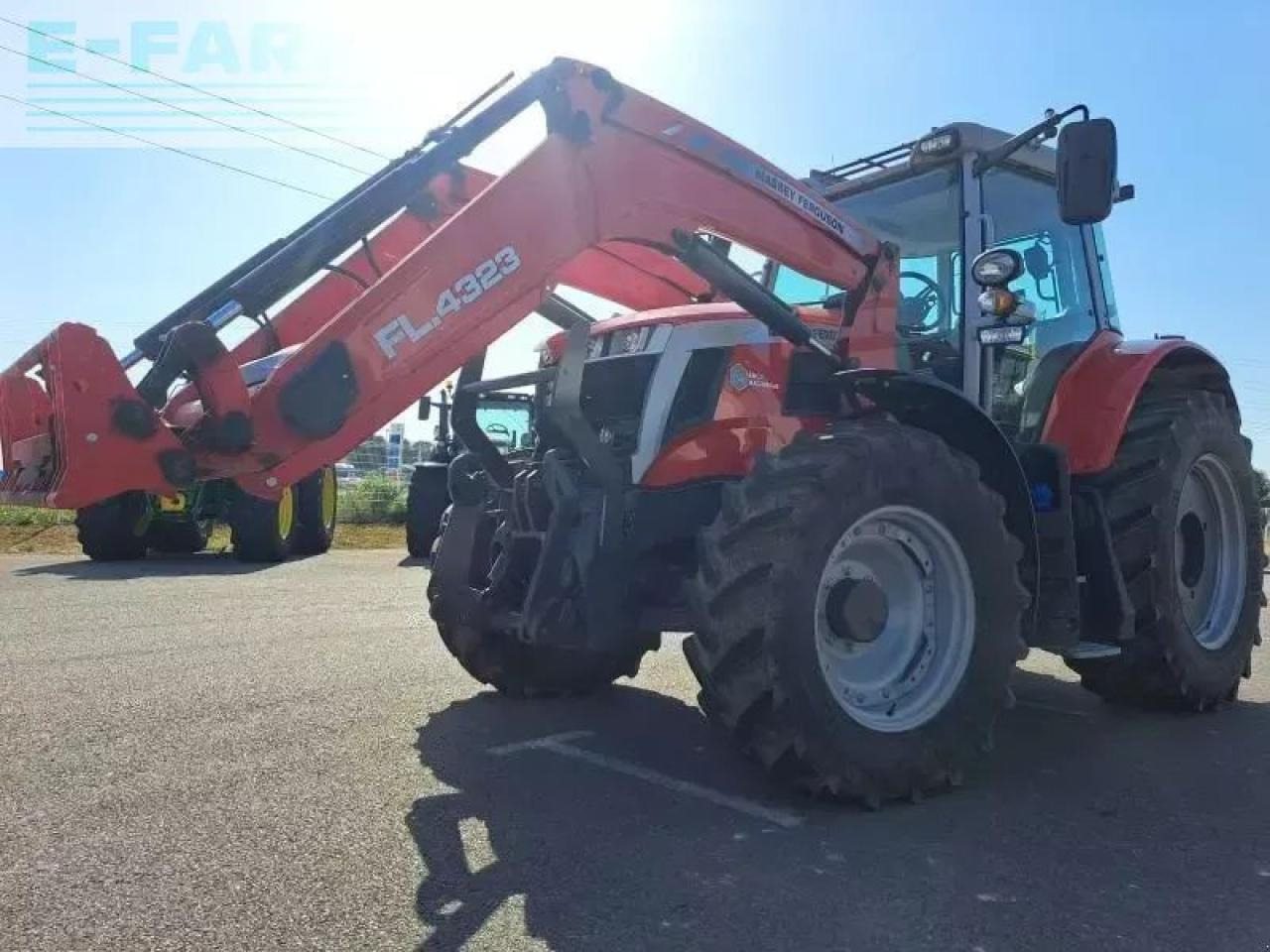 Massey Ferguson 6s.135 - جرار: صورة 1 Massey Ferguson 6s.135 - جرار: صورة 1