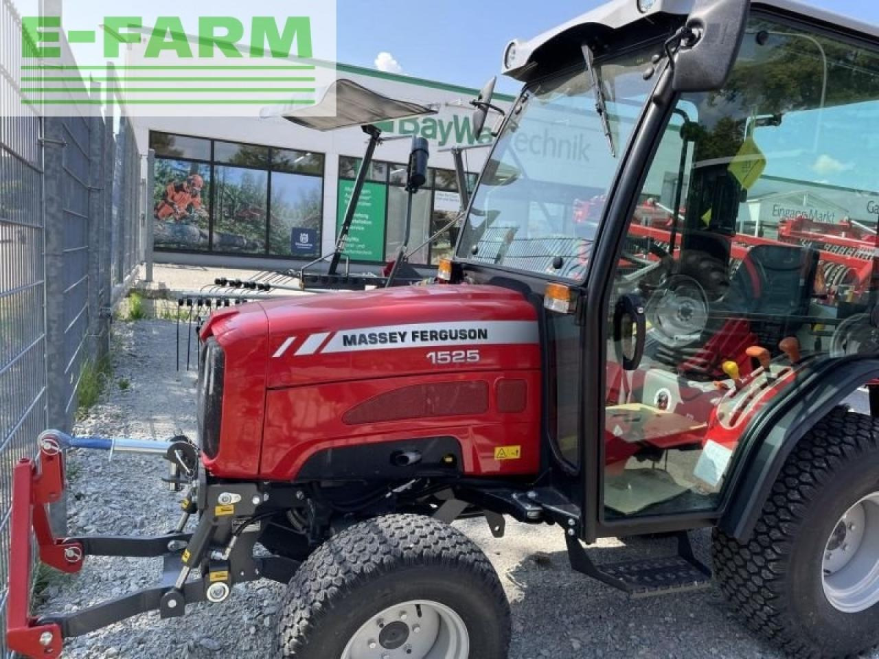 Massey Ferguson mf 1525 hp massey-ferguson tra - جرار: صورة 1 Massey Ferguson mf 1525 hp massey-ferguson tra - جرار: صورة 1