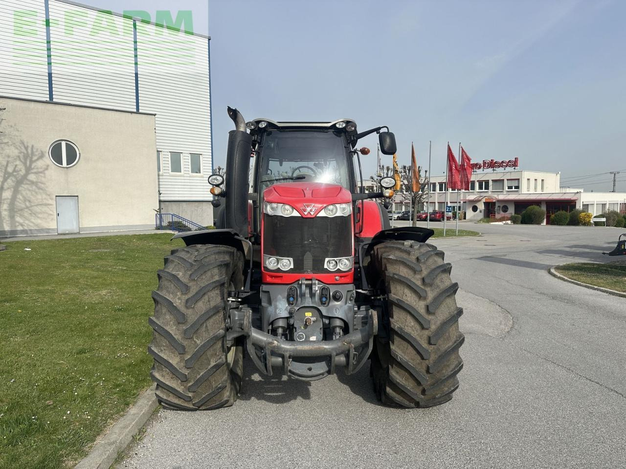 Massey Ferguson mf 8737 - جرار: صورة 3 Massey Ferguson mf 8737 - جرار: صورة 3