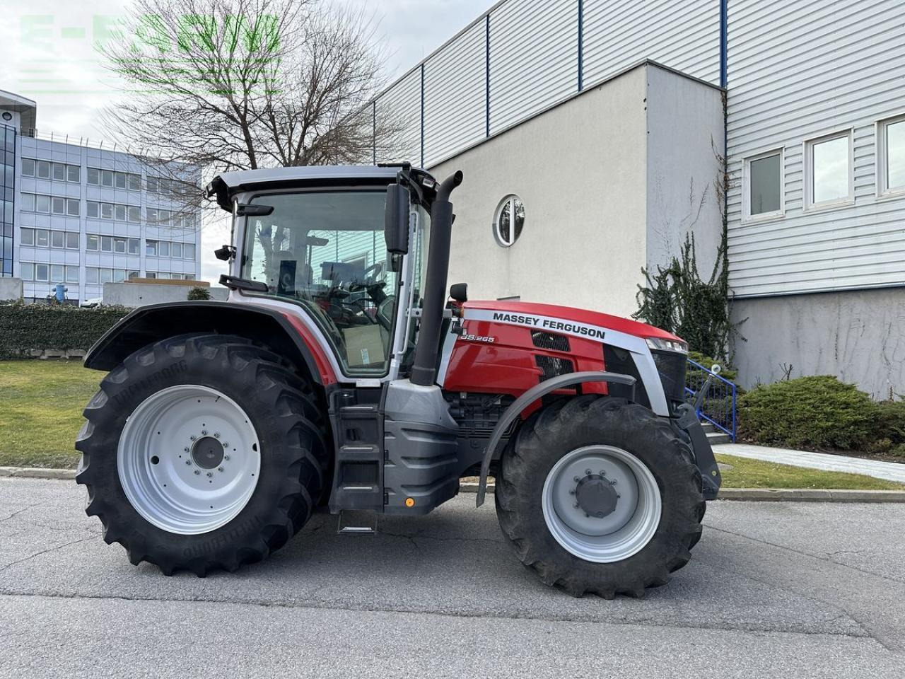 Massey Ferguson mf 8s.265 dyna e-power - جرار: صورة 3 Massey Ferguson mf 8s.265 dyna e-power - جرار: صورة 3
