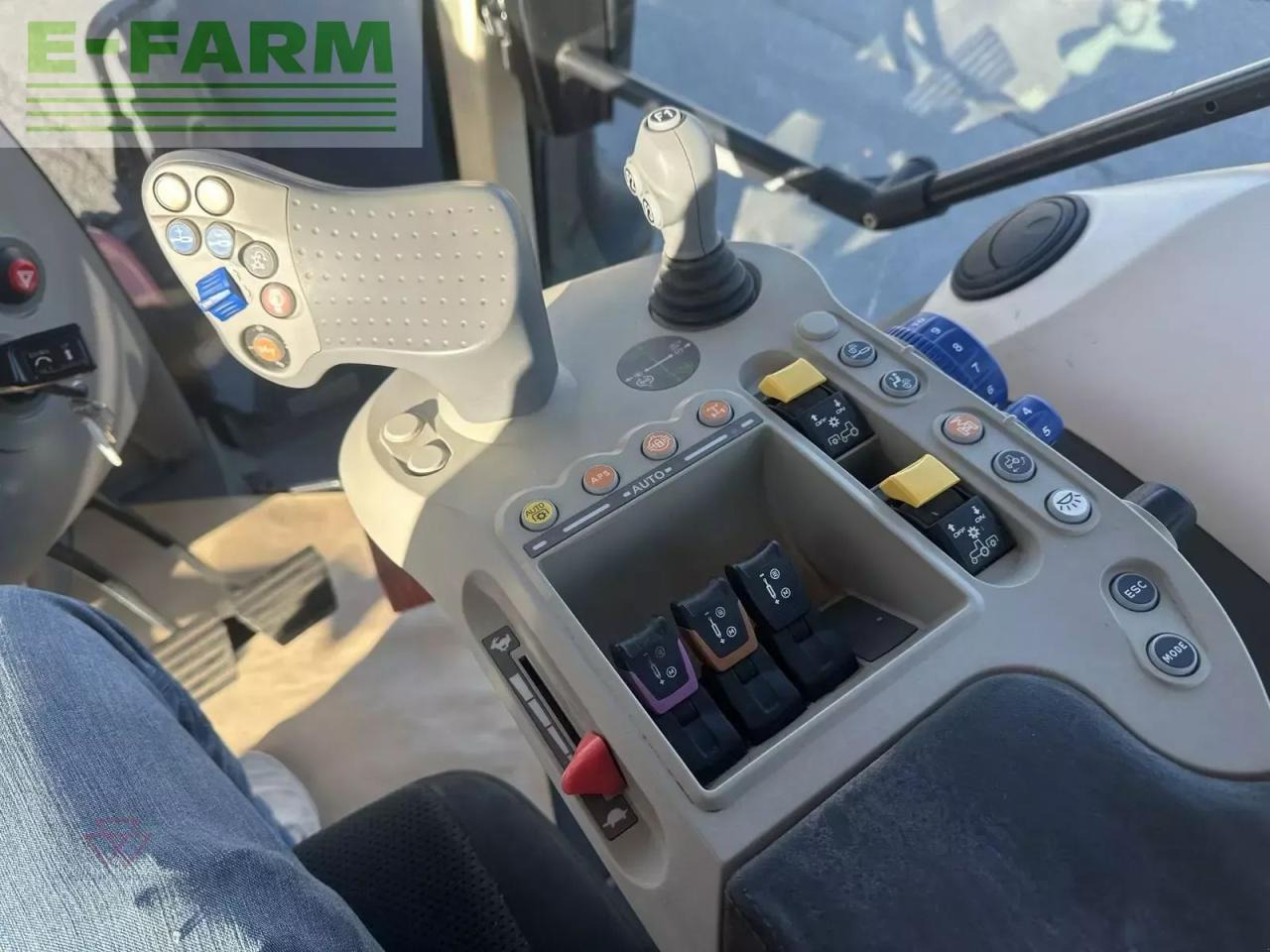 جرار McCormick mc cormick mc 7.660: صورة 13 جرار McCormick mc cormick mc 7.660: صورة 13