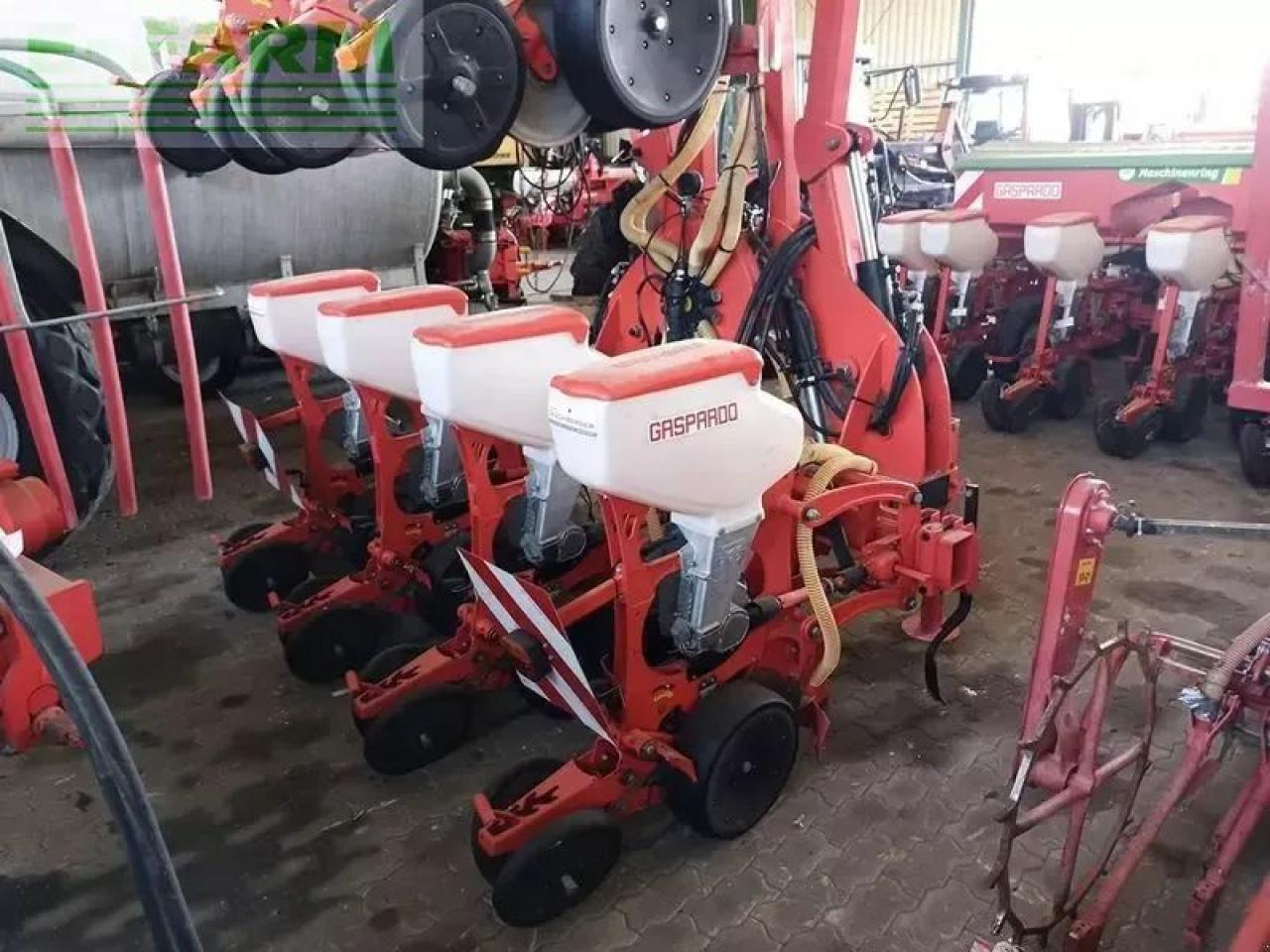 Mustang manta 8-reihige einzelkornsämaschine - آلة نثر البذور الدقيقة: صورة 4 Mustang manta 8-reihige einzelkornsämaschine - آلة نثر البذور الدقيقة: صورة 4