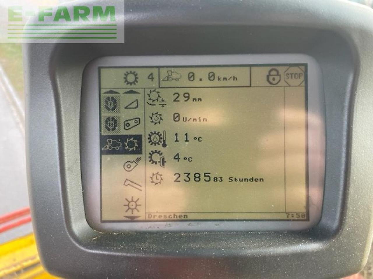 حصادة موحَّدة New Holland cx 740: صورة 16