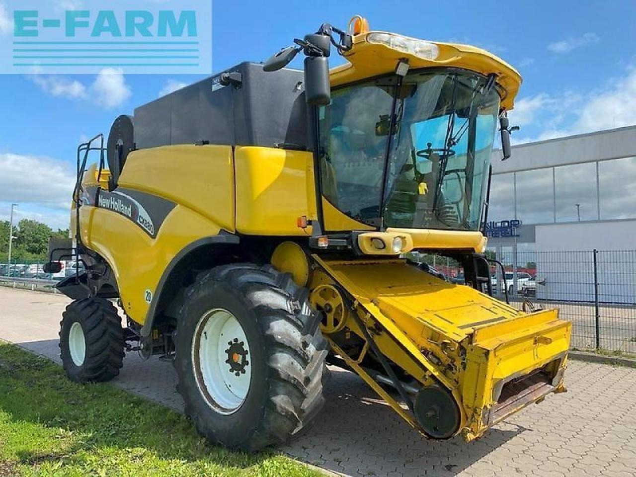 New Holland cx 880 - حصادة موحَّدة: صورة 3 New Holland cx 880 - حصادة موحَّدة: صورة 3