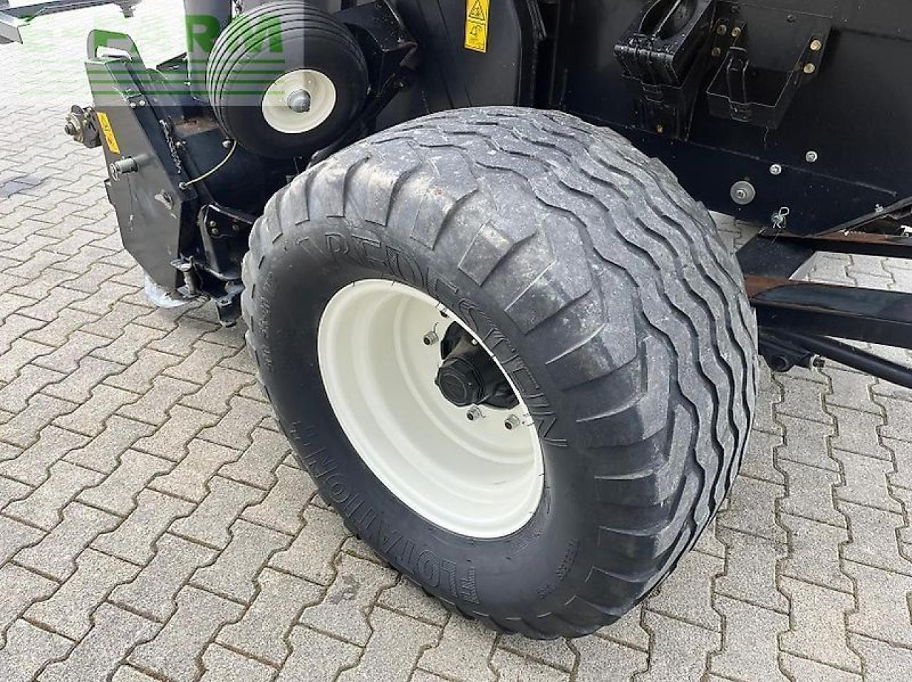 مكبس البالات المستطيله New Holland rb 180 c: صورة 7 مكبس البالات المستطيله New Holland rb 180 c: صورة 7