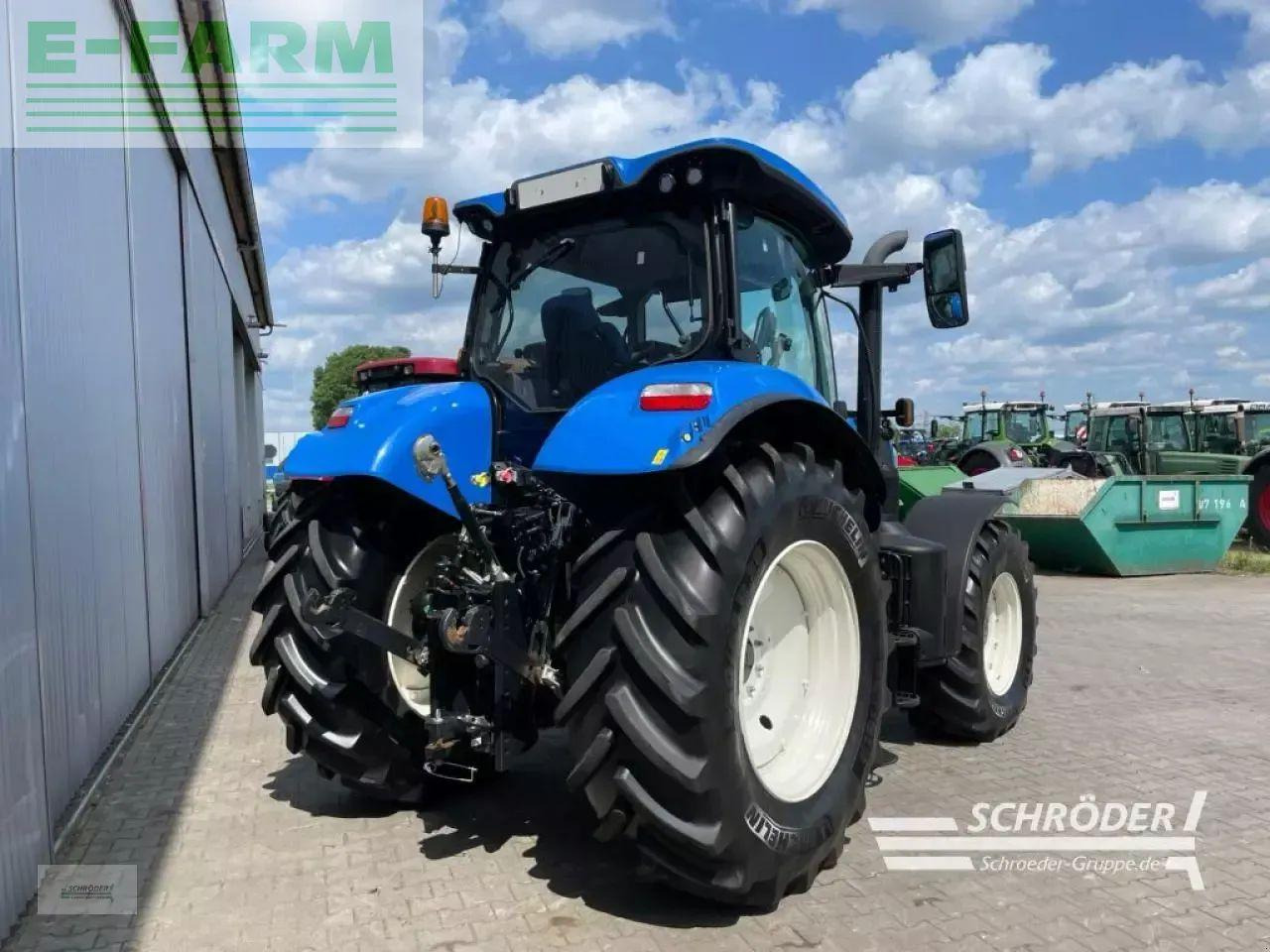 جرار New Holland t 7.210: صورة 9