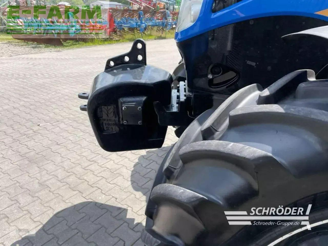 جرار New Holland t 7.210: صورة 15