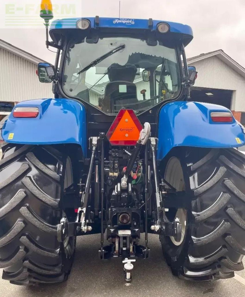 جرار New Holland t 7030: صورة 6