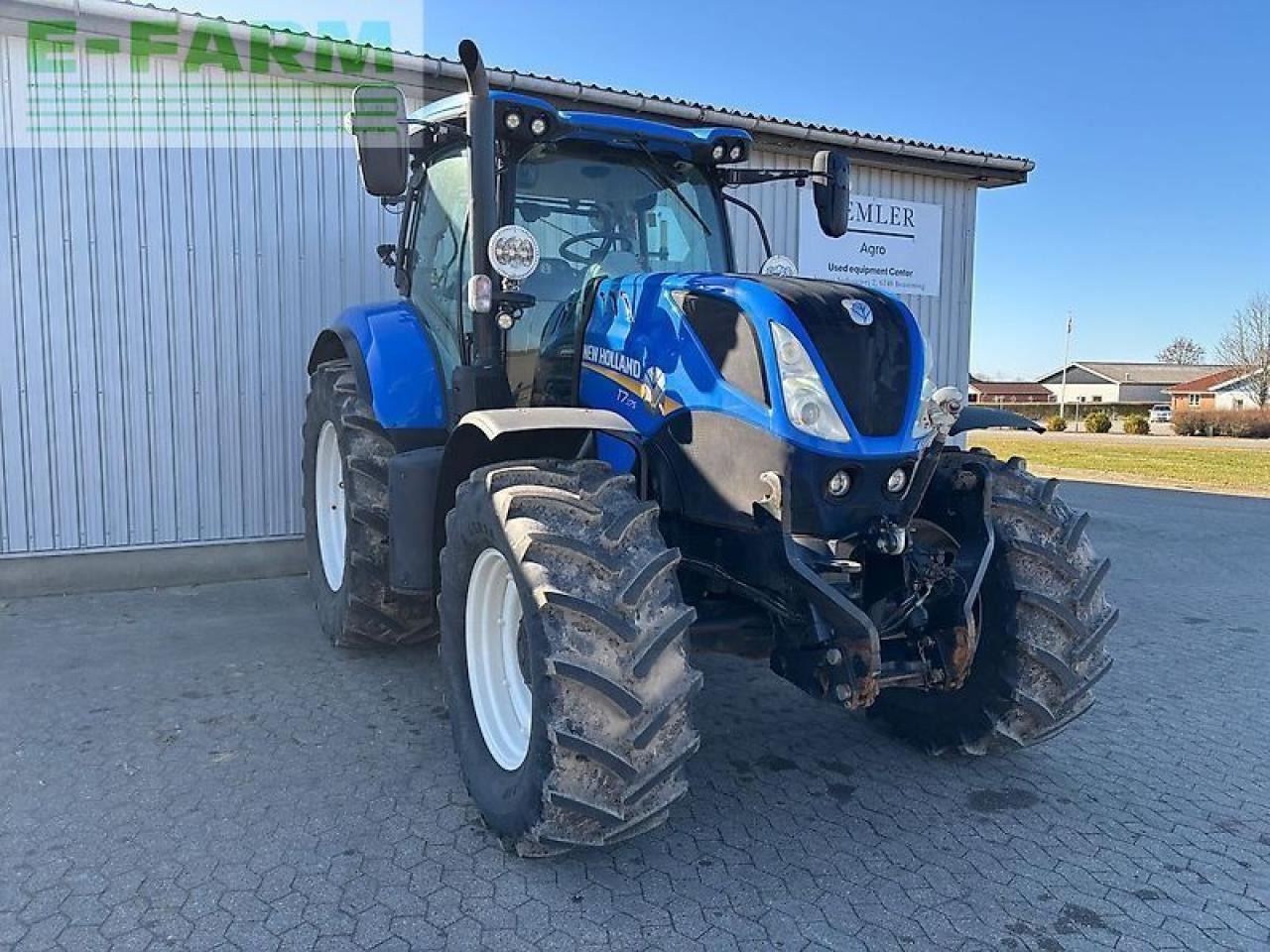 New Holland t7.175 - جرار: صورة 2 New Holland t7.175 - جرار: صورة 2