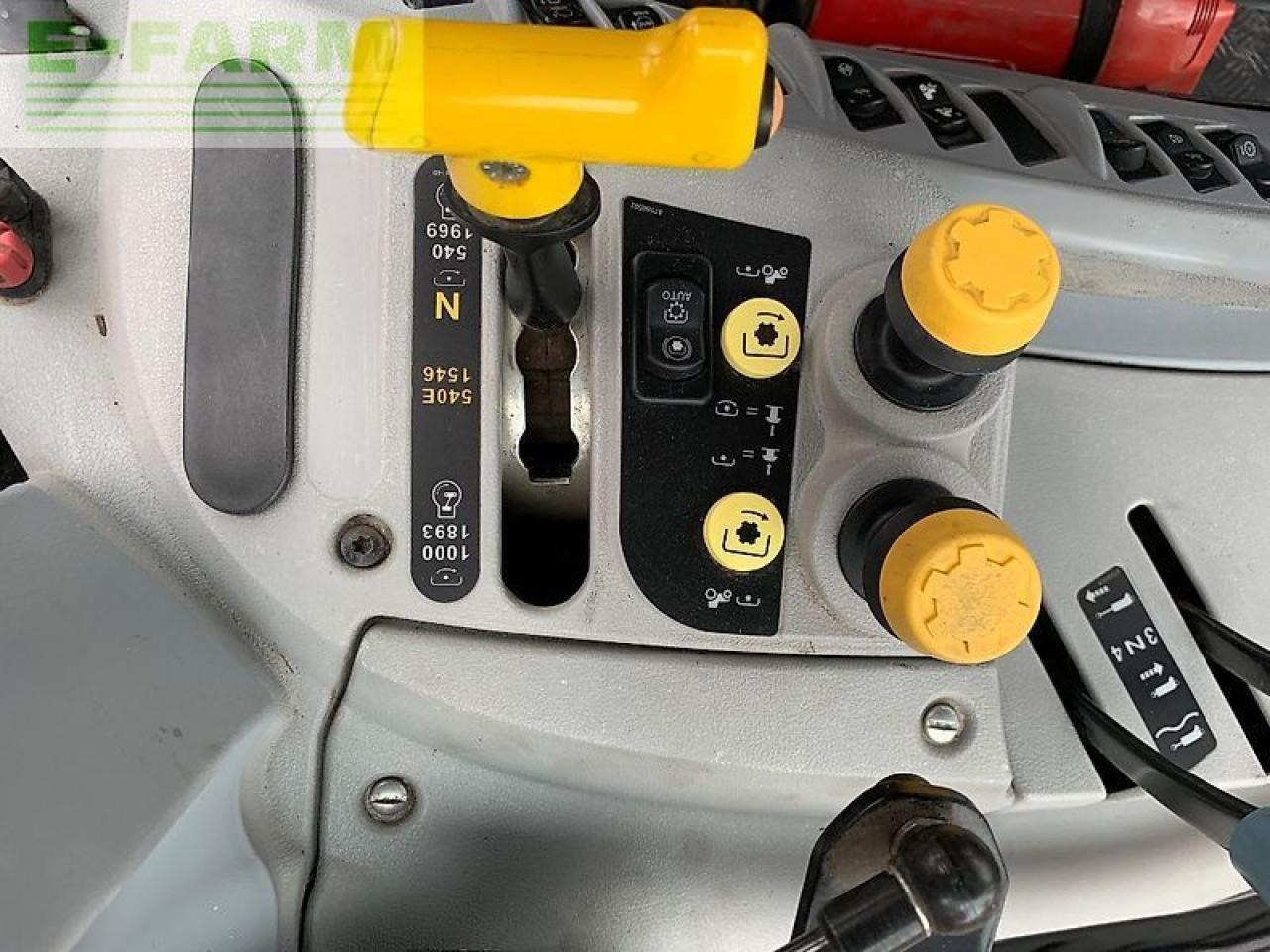 جرار New Holland t7.190: صورة 16