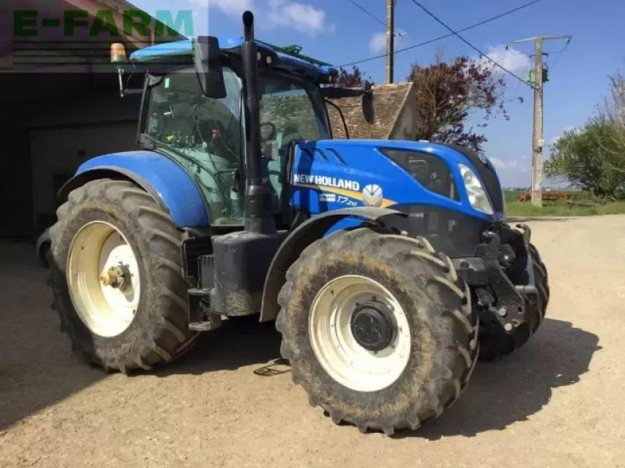 New Holland t7.210 - جرار: صورة 2 New Holland t7.210 - جرار: صورة 2