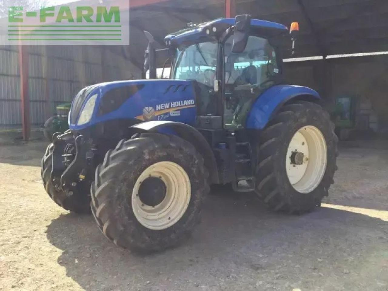 New Holland t7.210 - جرار: صورة 1 New Holland t7.210 - جرار: صورة 1