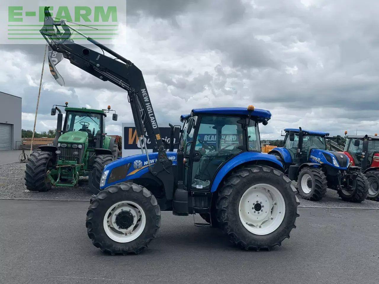 New Holland td5.105 - جرار: صورة 1 New Holland td5.105 - جرار: صورة 1