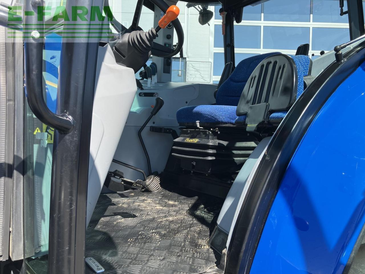 New Holland td5.85 - جرار: صورة 5 New Holland td5.85 - جرار: صورة 5