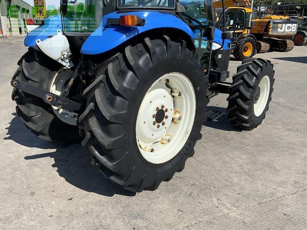 جرار New Holland td80d tractor (st23818) D: صورة 9