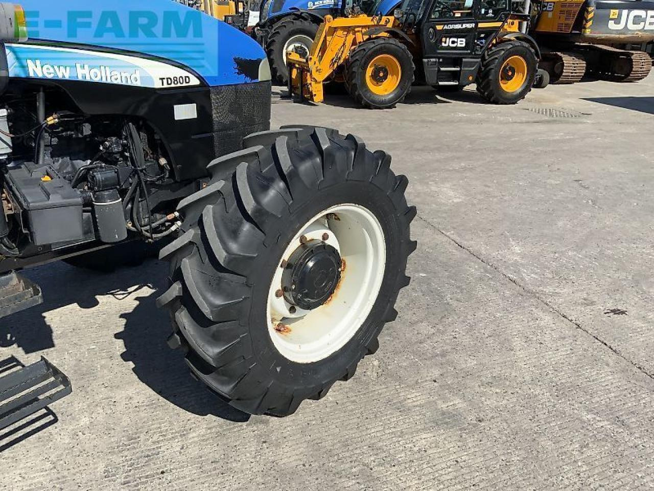 جرار New Holland td80d tractor (st23818) D: صورة 10