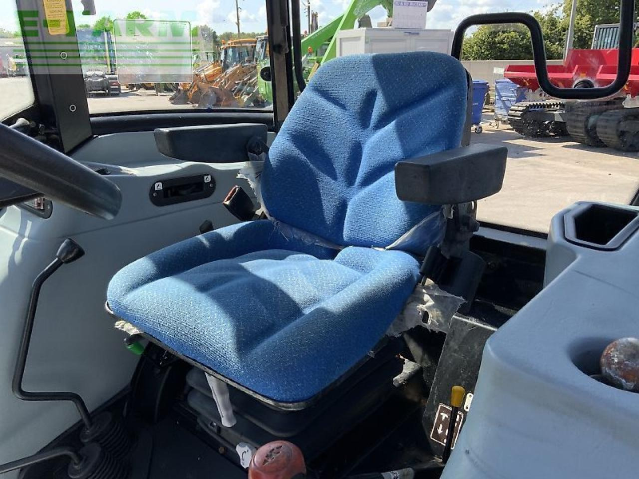 جرار New Holland td80d tractor (st23818) D: صورة 19