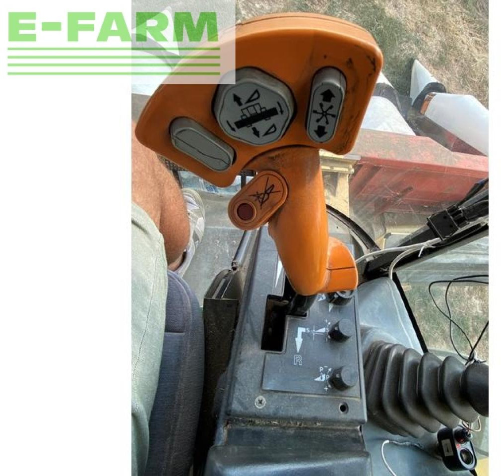 حصادة موحَّدة New Holland tx68: صورة 29