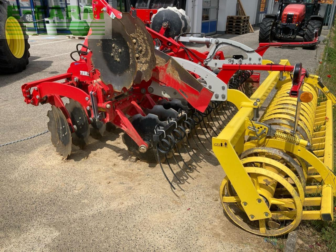 قرص مسلفة Pöttinger Terradisc 3001: صورة 6 قرص مسلفة Pöttinger Terradisc 3001: صورة 6