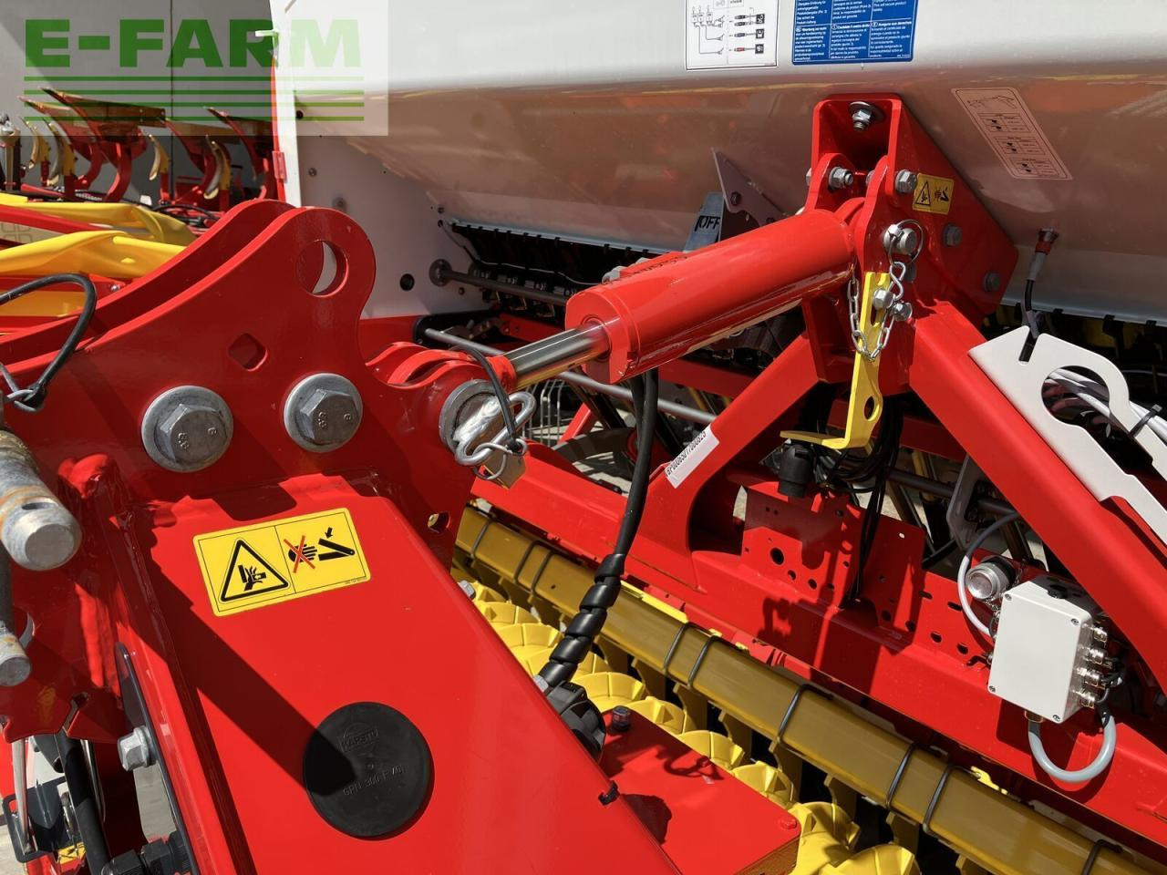 آلة البذار متعددة الوظائف Pöttinger lion 3040 + vitasem m 3000 add: صورة 9