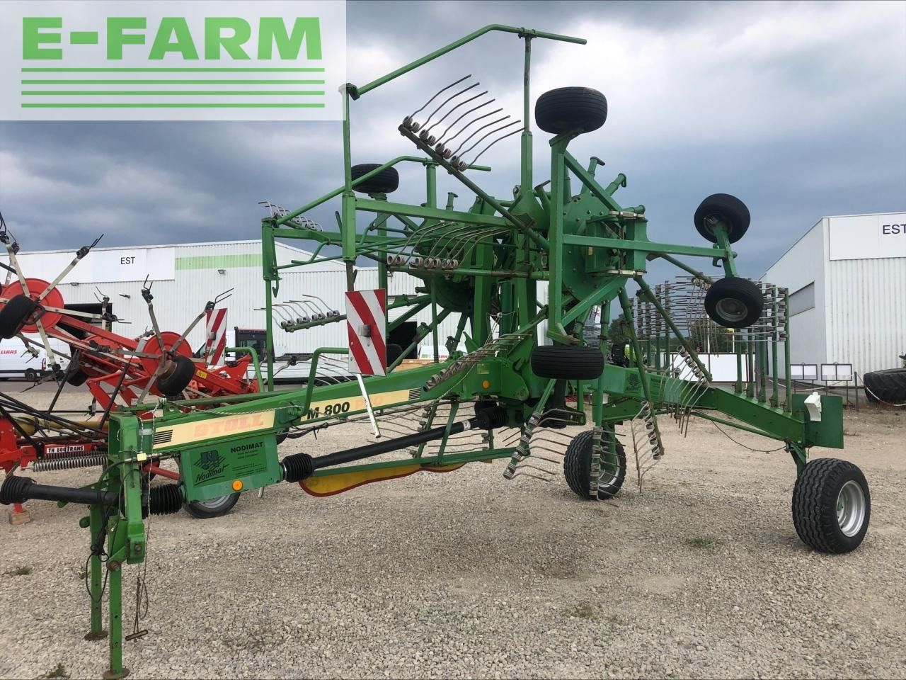 Stoll m 800 pro - آلة تيبيس العشب/ آلة جمع العشب: صورة 1 Stoll m 800 pro - آلة تيبيس العشب/ آلة جمع العشب: صورة 1