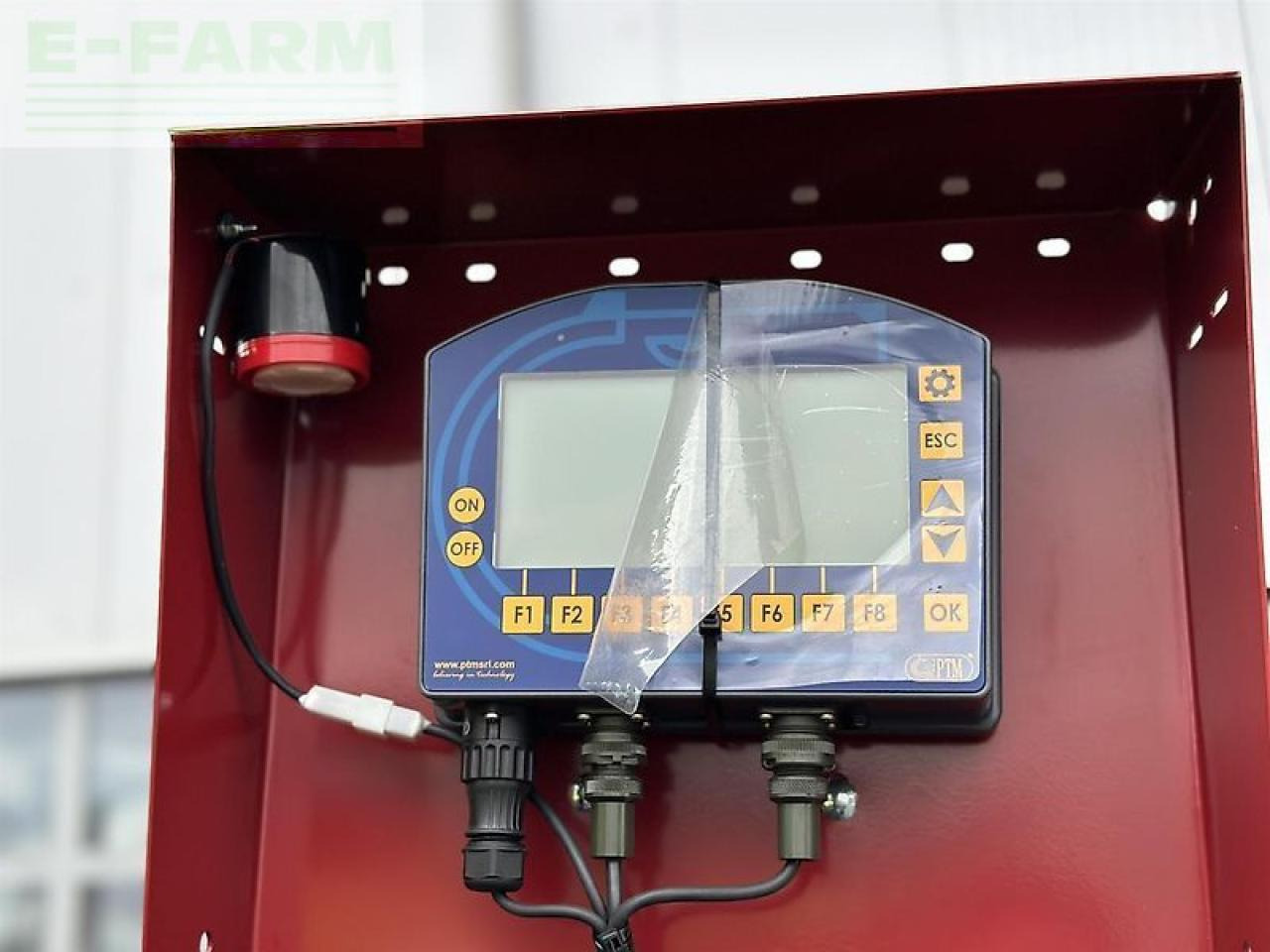 Strautmann verti-mix 2401 double - معدات الثروة الحيوانية: صورة 5 Strautmann verti-mix 2401 double - معدات الثروة الحيوانية: صورة 5