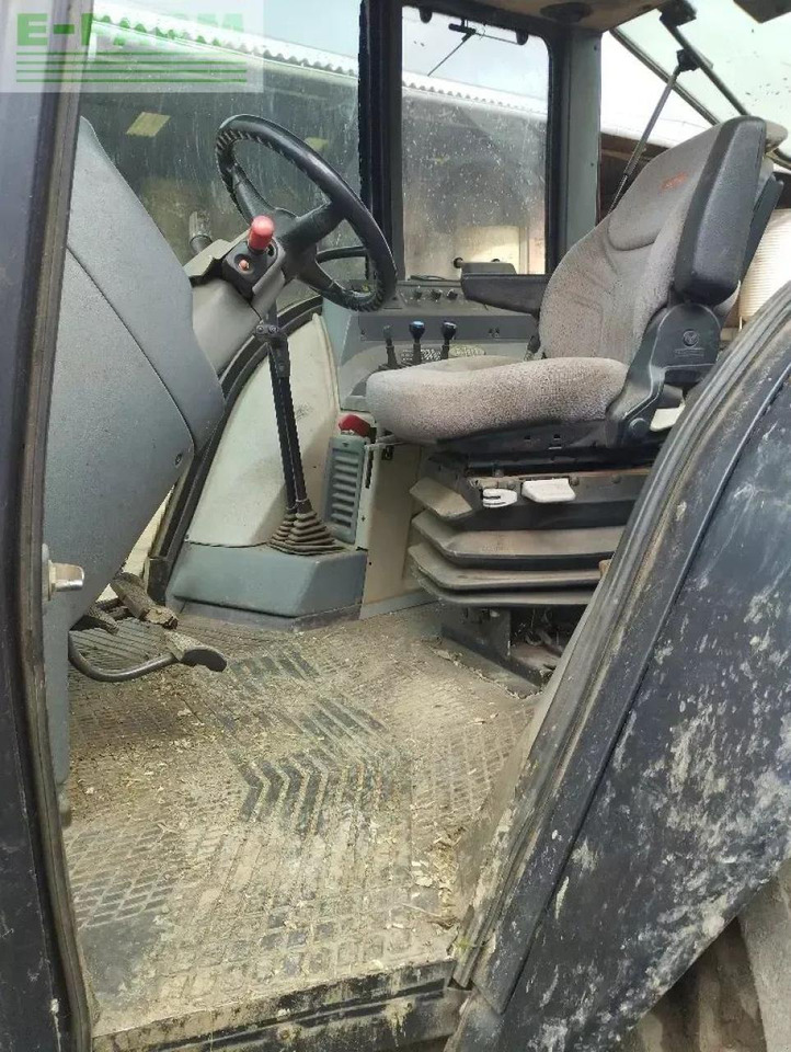 Valtra 8050 hitech HiTech - جرار: صورة 4 Valtra 8050 hitech HiTech - جرار: صورة 4