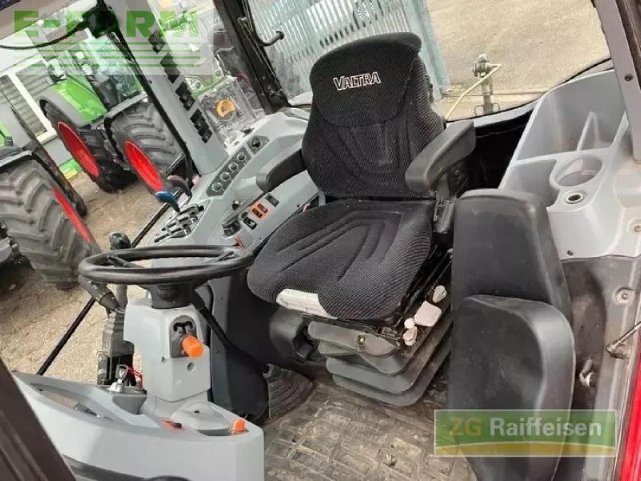 جرار Valtra a104 mit frontlader: صورة 10