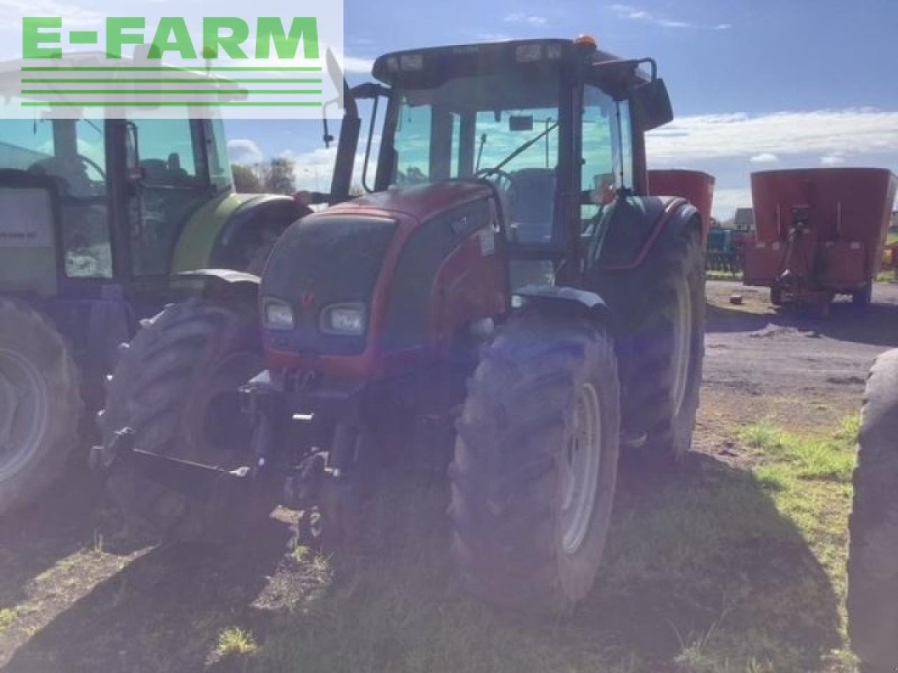 Valtra n111 hitech HiTech - جرار: صورة 1 Valtra n111 hitech HiTech - جرار: صورة 1