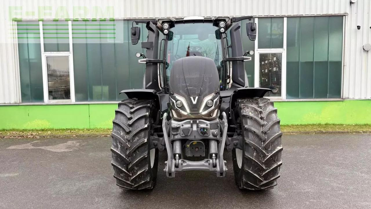 Valtra q 285 - جرار: صورة 1 Valtra q 285 - جرار: صورة 1
