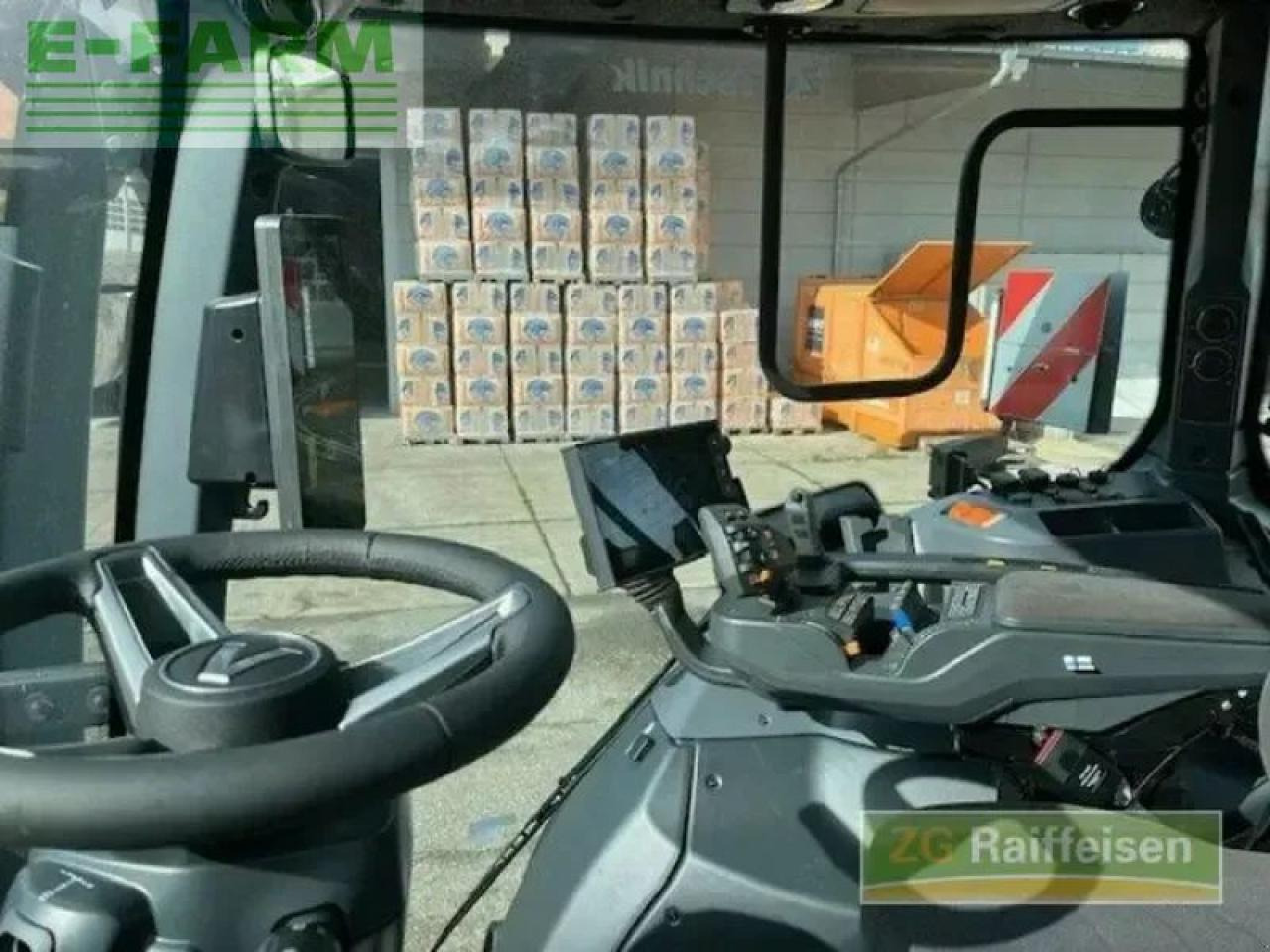 Valtra q245 - جرار: صورة 2 Valtra q245 - جرار: صورة 2