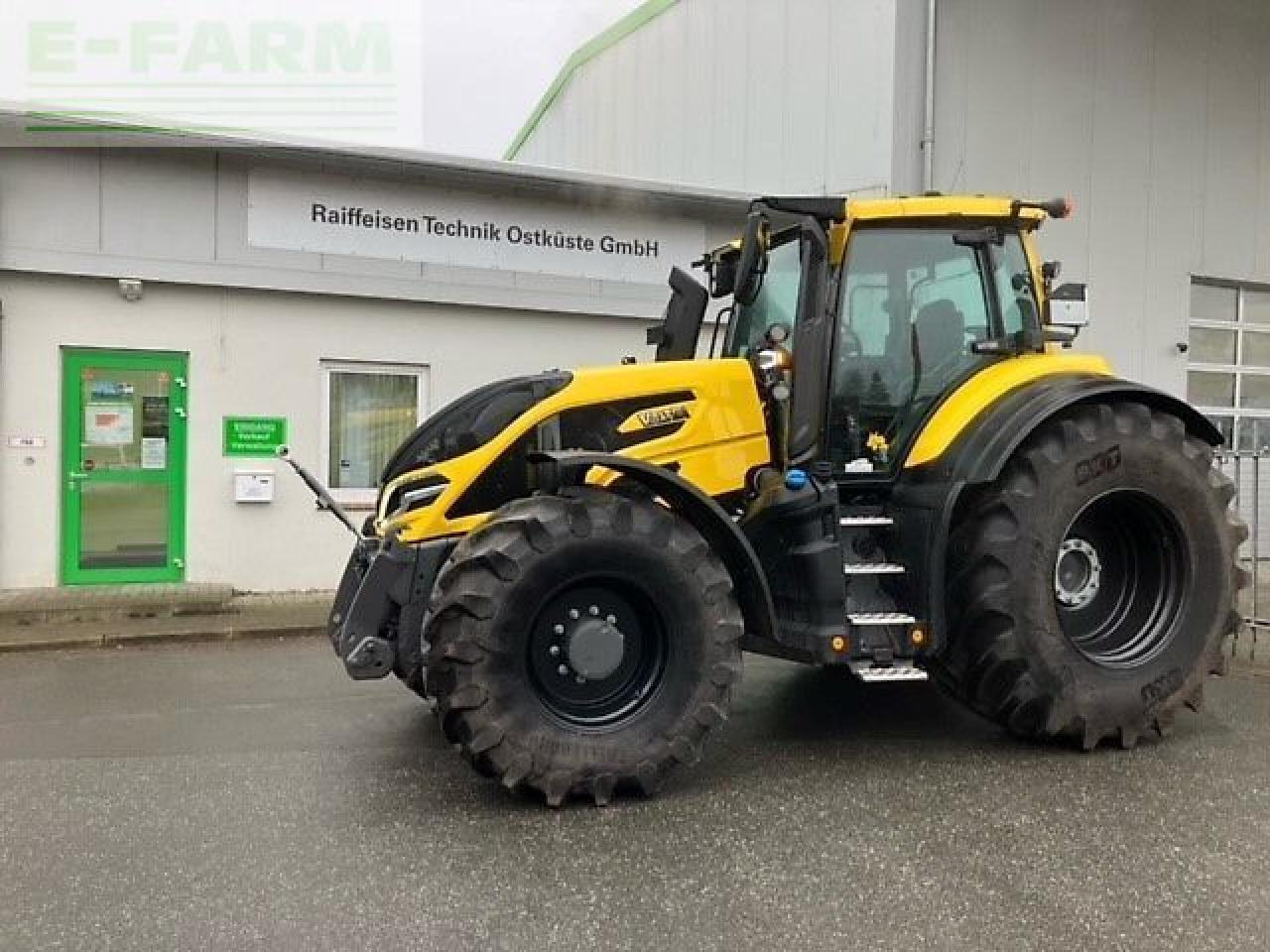 Valtra q305 - جرار: صورة 1 Valtra q305 - جرار: صورة 1
