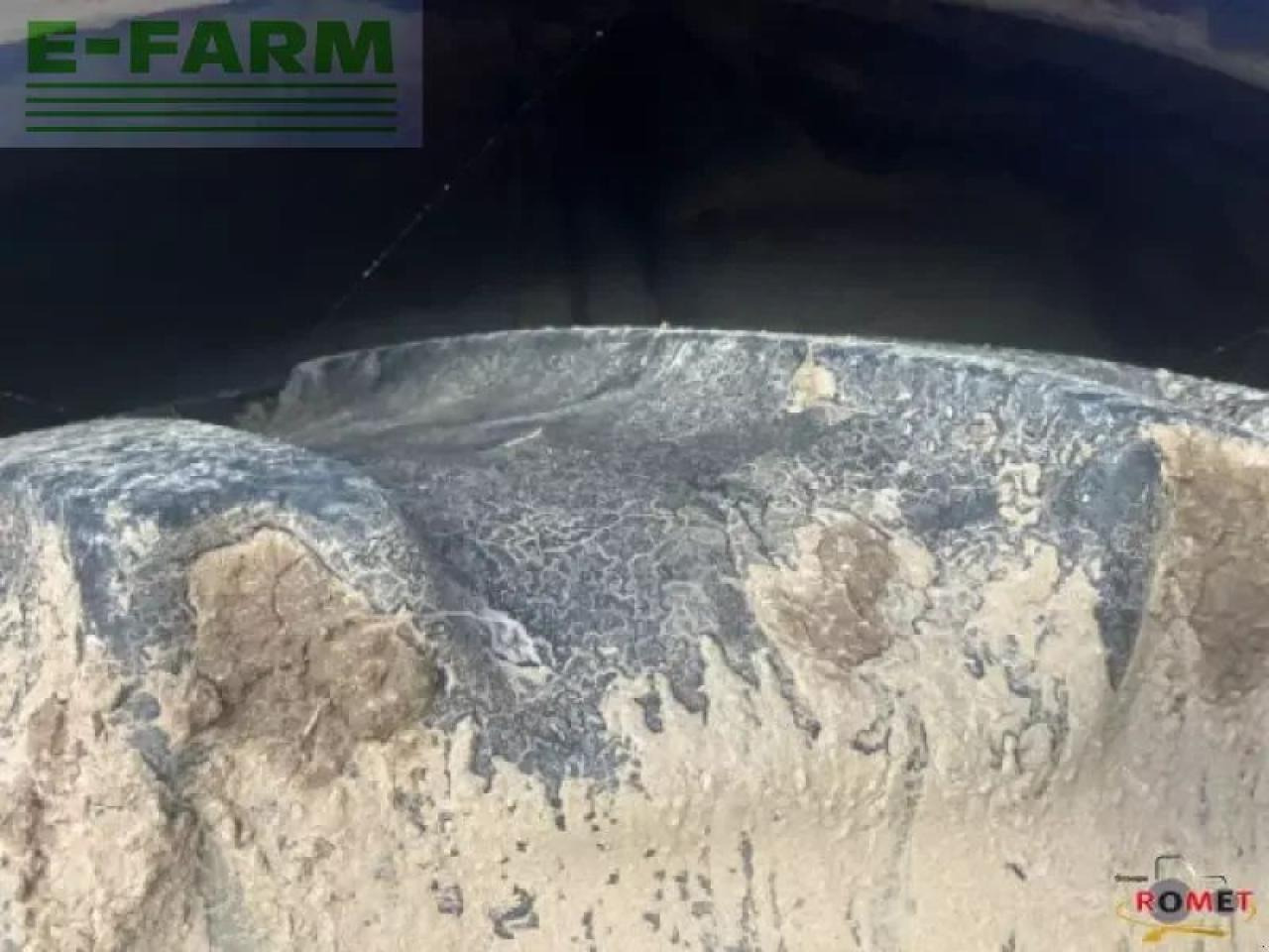 جرار Valtra t174: صورة 9