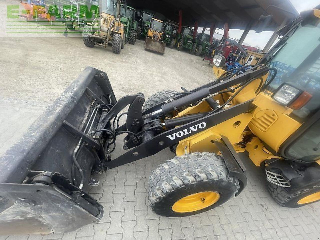 حفارة مُصَّغرة Volvo l 25f: صورة 9