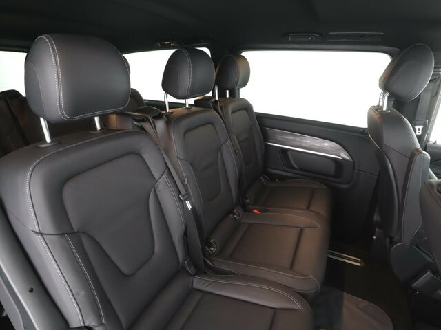 حافلة صغيرة, حافلة كهربائية MERCEDES-BENZ EQV 300 Extralang,Avantgarde,8Sitze,2elektr.Tür: صورة 15