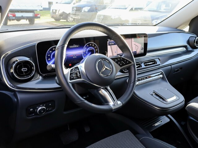 ميكروباص, فان كهربائية MERCEDES-BENZ EQV 300 lang,7Sitze,2Schiebetüren,Distronic,LED...: صورة 8