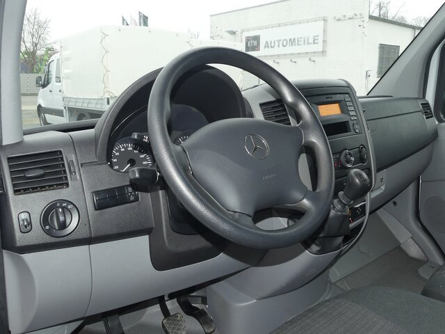 MERCEDES-BENZ Sprinter 311 CDI DOKA Pritsche,AHK,Standheizung - شاحنة مفتوحة, الشاحنات الصغيرة كابينة مزدوجة: صورة 4 MERCEDES-BENZ Sprinter 311 CDI DOKA Pritsche,AHK,Standheizung - شاحنة مفتوحة, الشاحنات الصغيرة كابينة مزدوجة: صورة 4