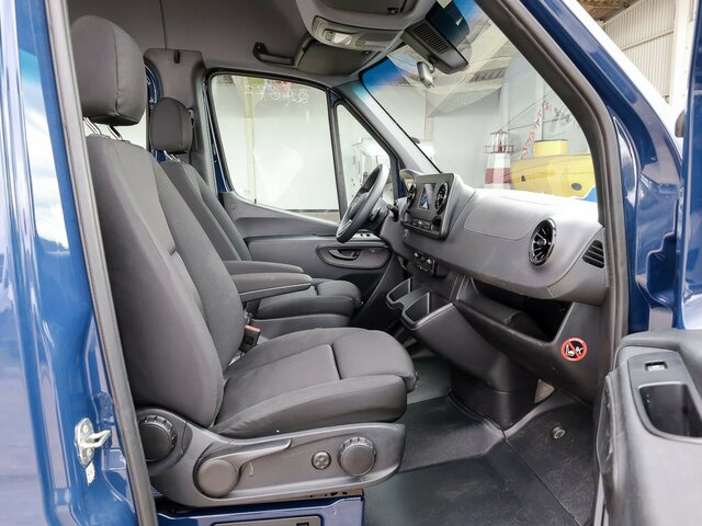 MERCEDES-BENZ Sprinter 315 CDI Maxi KombiTourer,8Sitze,Kamera - حافلة صغيرة, ميكروباص: صورة 2 MERCEDES-BENZ Sprinter 315 CDI Maxi KombiTourer,8Sitze,Kamera - حافلة صغيرة, ميكروباص: صورة 2
