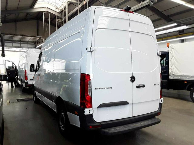 فان MERCEDES-BENZ Sprinter 317 CDI Kasten,L2H2,MBUX,Kamera: صورة 14