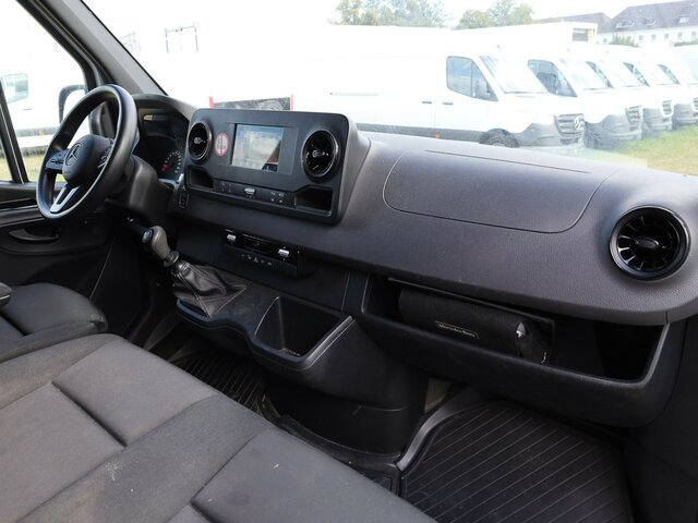 MERCEDES-BENZ Sprinter 317 CDI Kasten,L2H2,MBUX,Kamera - فان: صورة 4 MERCEDES-BENZ Sprinter 317 CDI Kasten,L2H2,MBUX,Kamera - فان: صورة 4